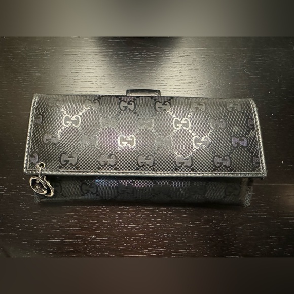 Stunning Authentic GUCCI shiny guccissima wallet clutch in black - Picture 2 of 8